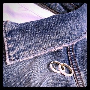 White and Gold Stackable Ring Set. Size 7.5